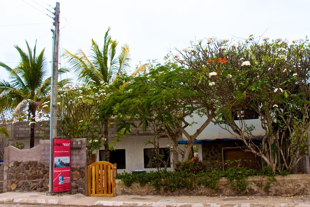 Hostal Suiza Puerto Baquerizo Moreno